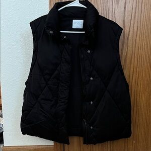 STYLUS Women's Dark Quilted Vest